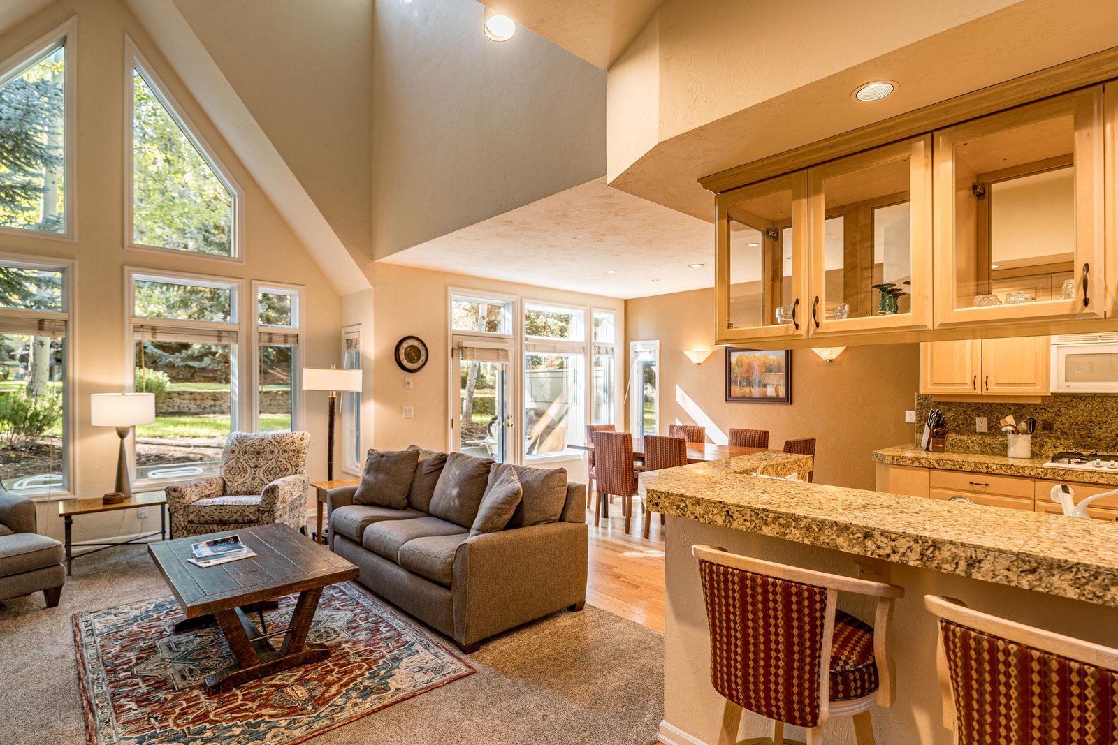 57022 Peppermill Circle, 21E — Sunriver, OR
