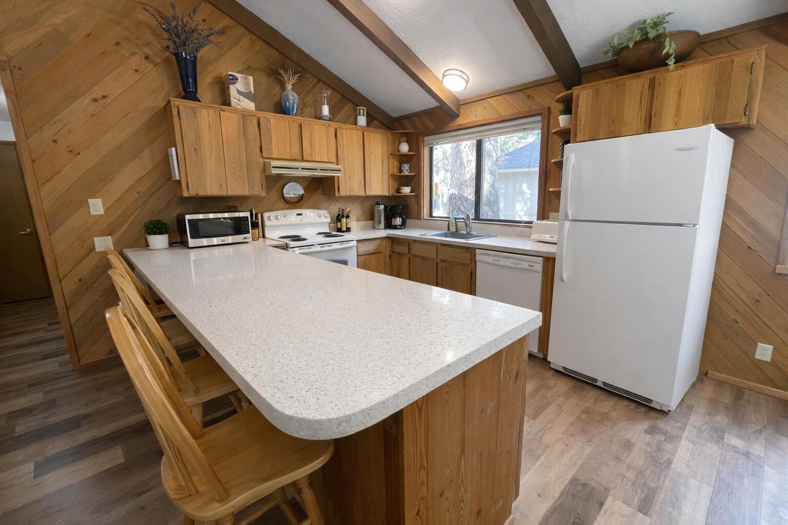 57048 Deer Lane photo 5