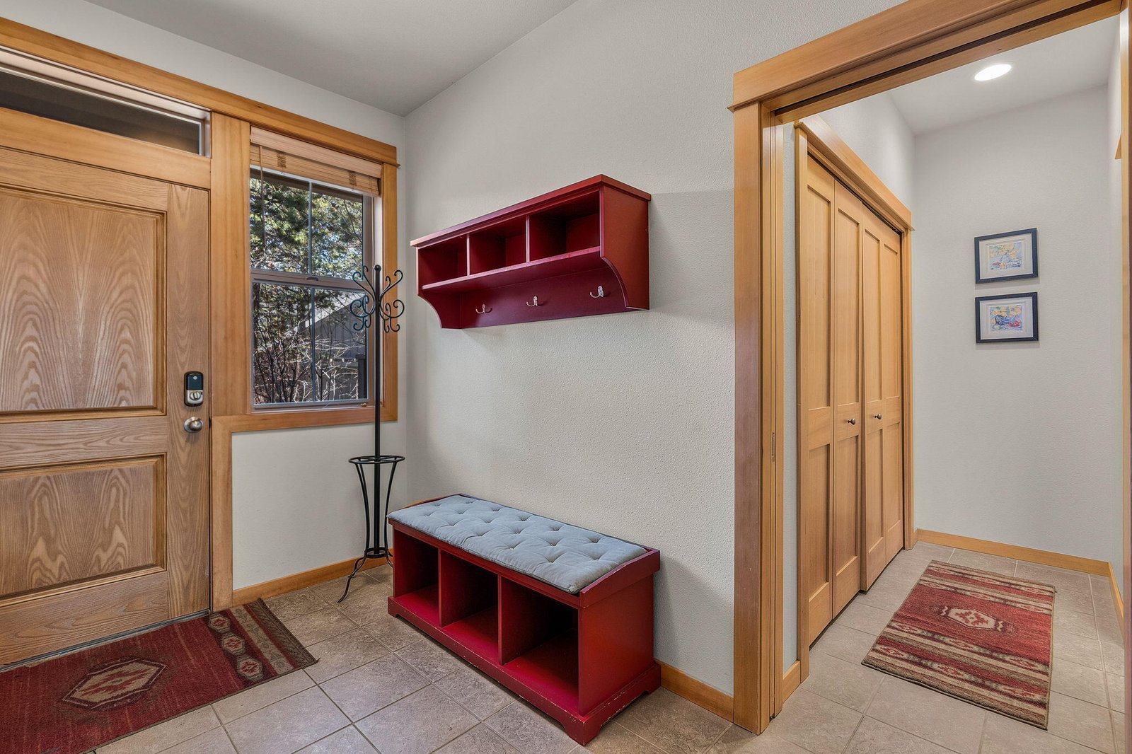 57124 Evergreen Loop, 33 photo 3