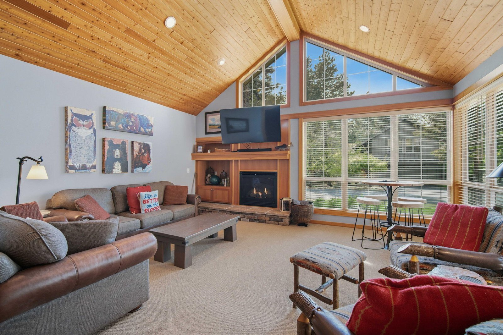 57129 Evergreen Loop, 44 photo 4