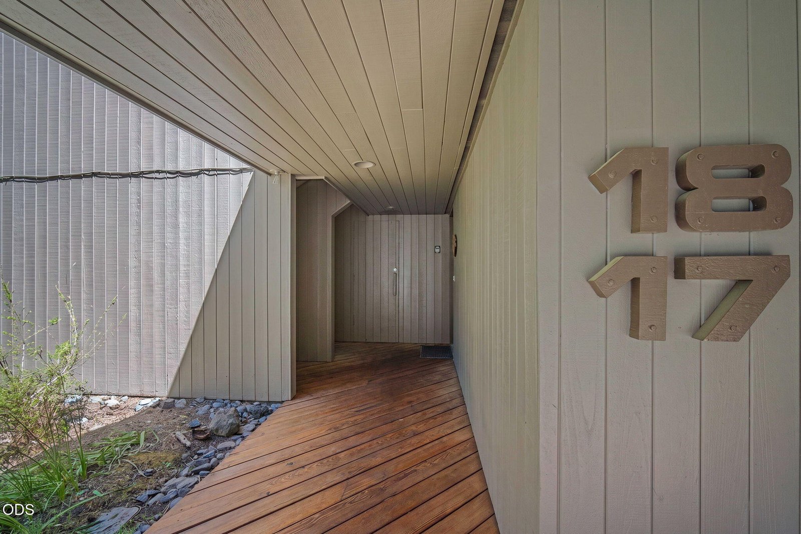 57218 Island Road, 18 photo 3