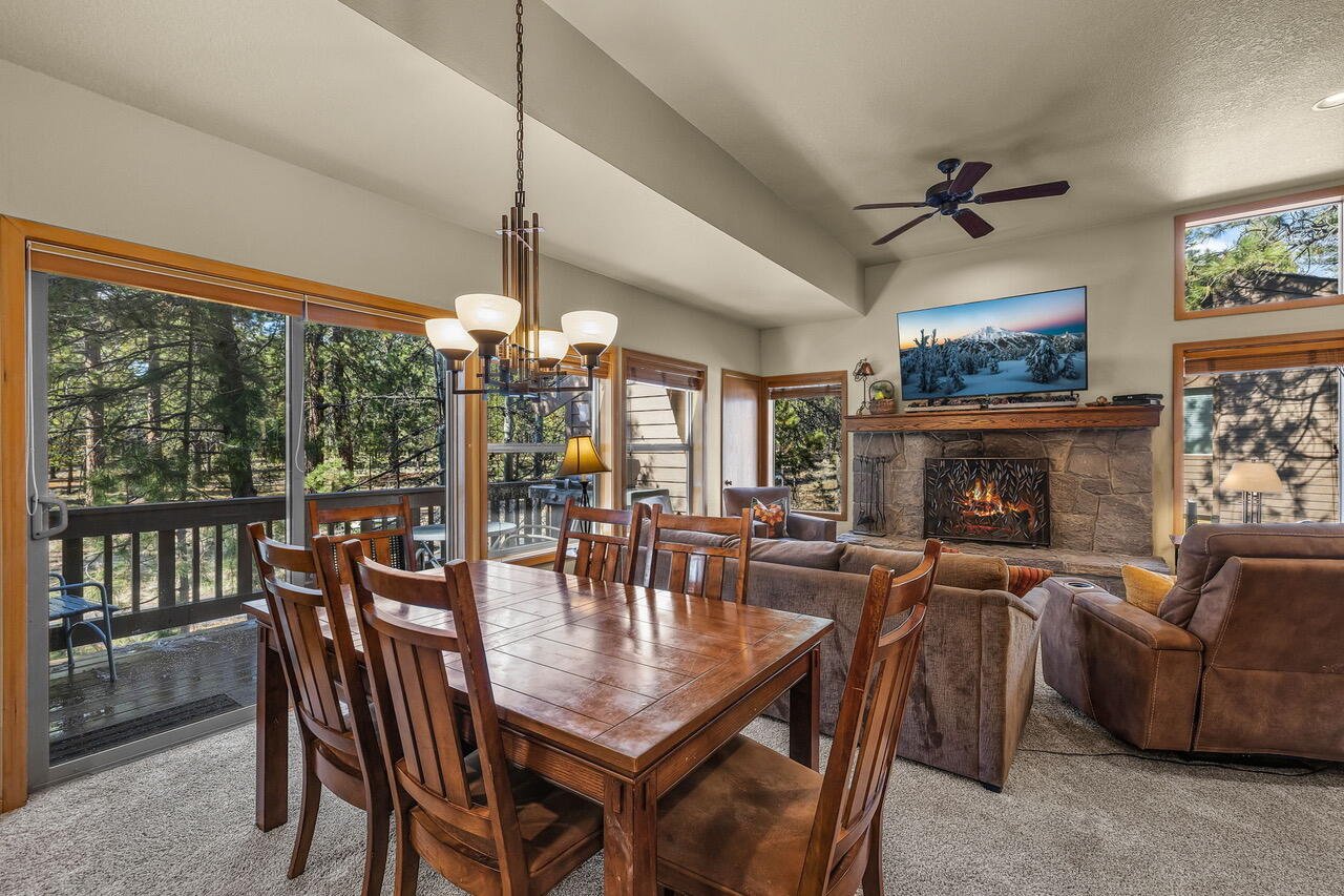 57379 Beaver Ridge Loop, 30D2 — Sunriver, OR