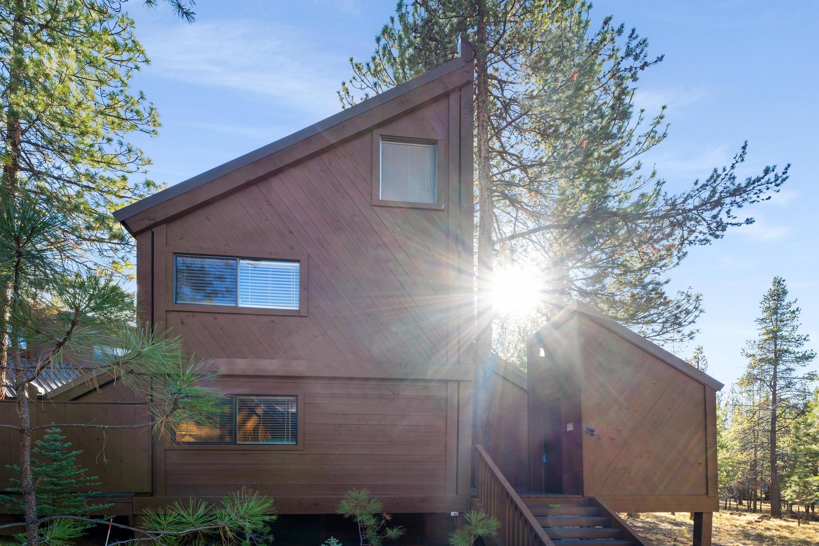 57409 Overlook Road, 2 photo 5