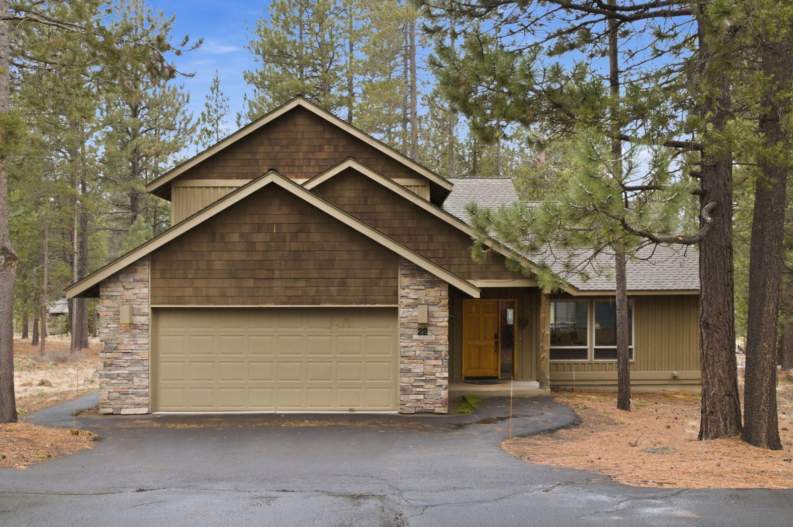 57561 Whistler Lane photo 2