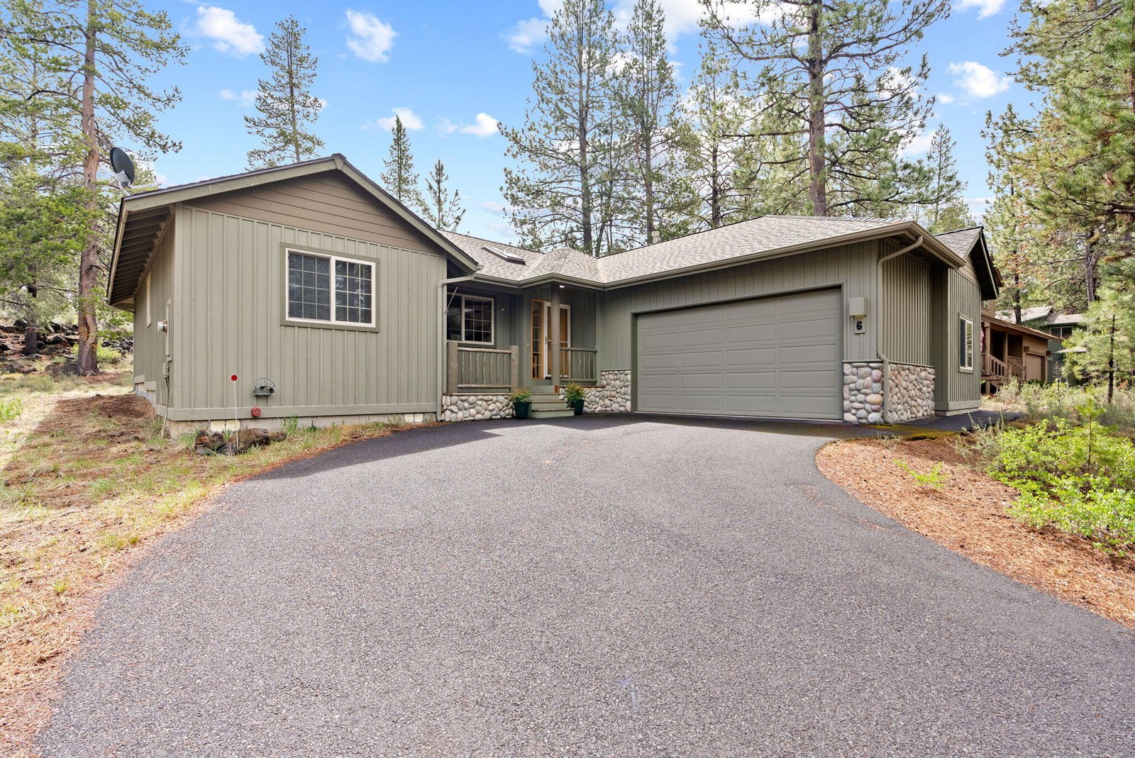 57584 Whistler Lane — Sunriver, OR