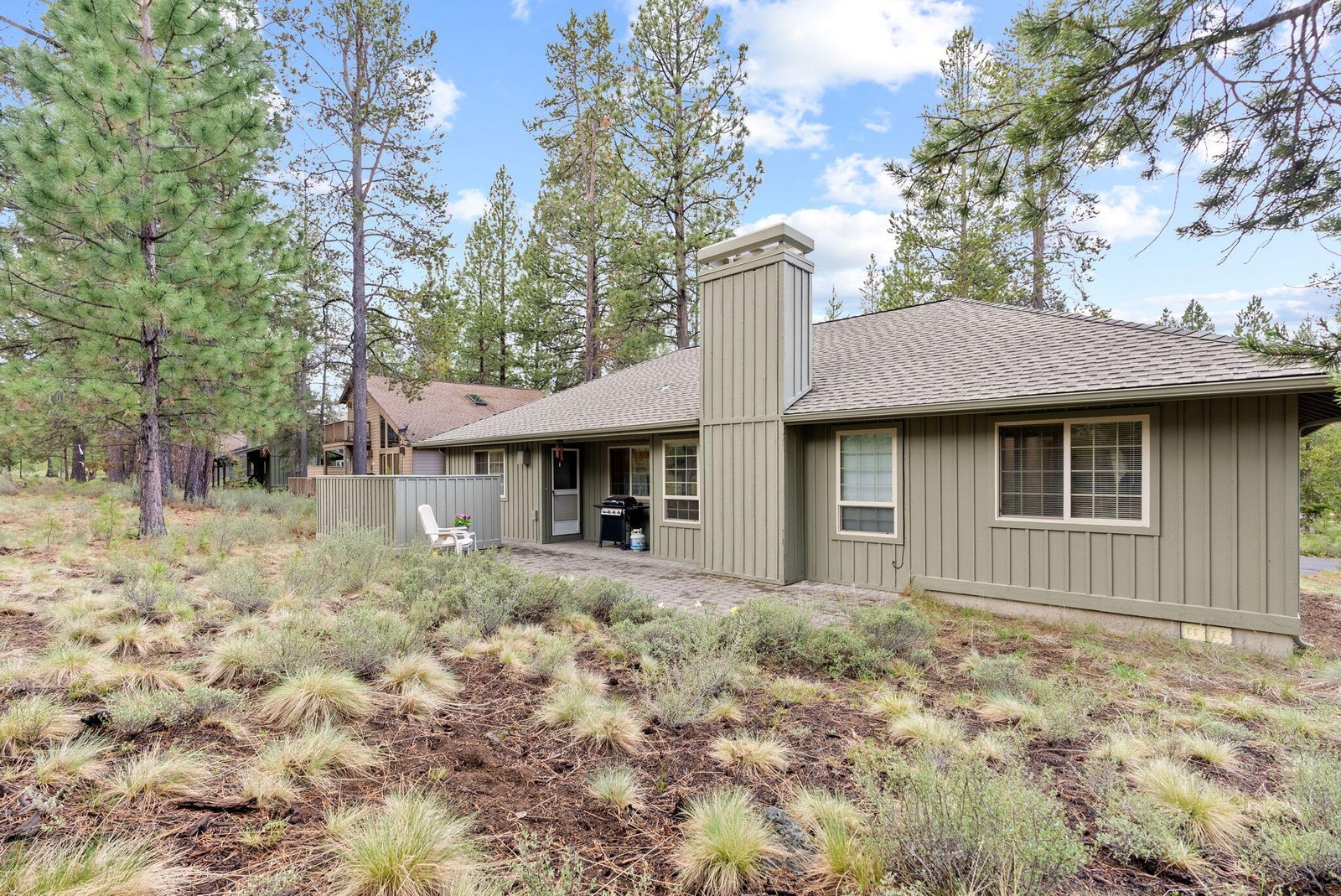 57584 Whistler Lane photo 4