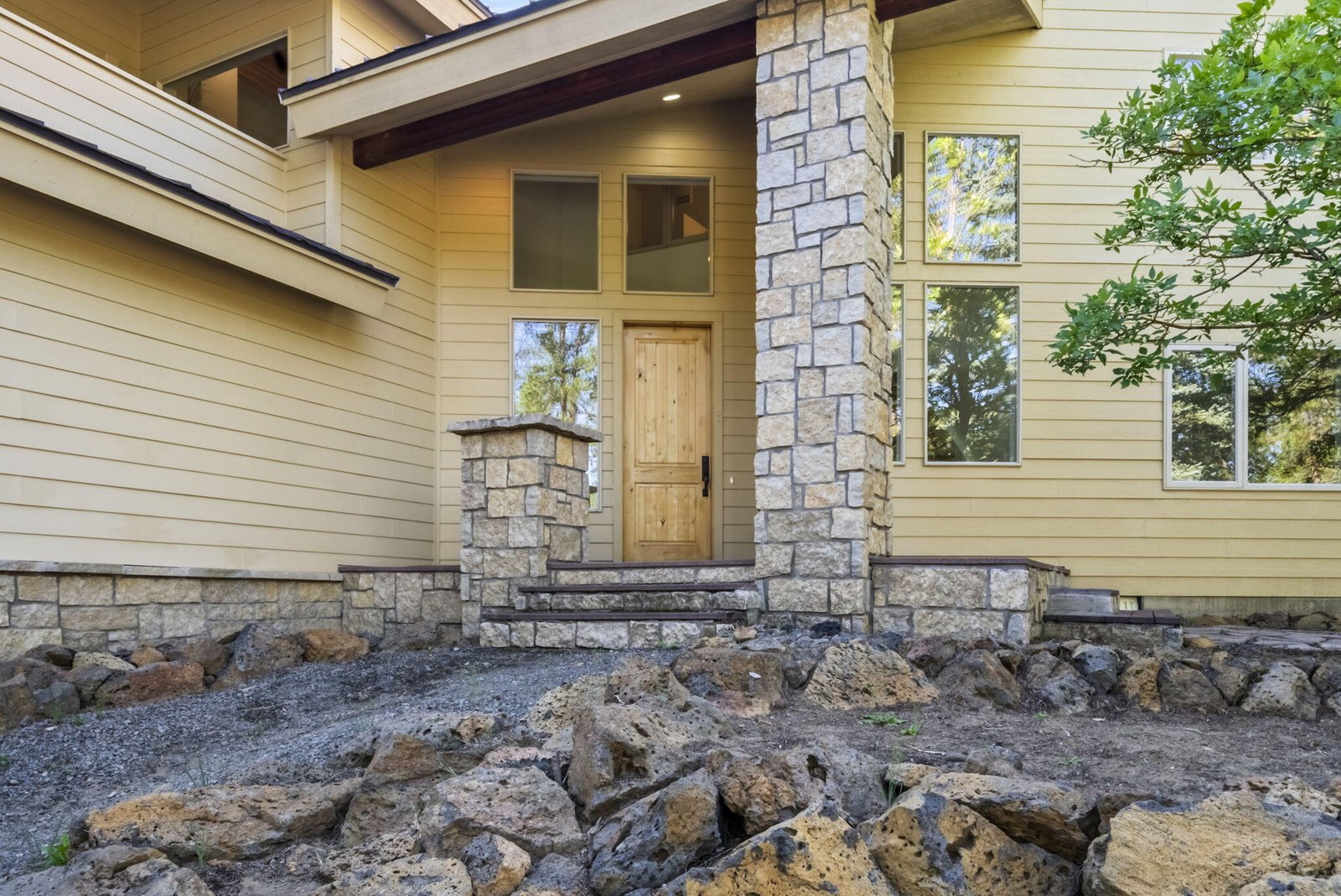 57776 Umpqua Lane photo 3
