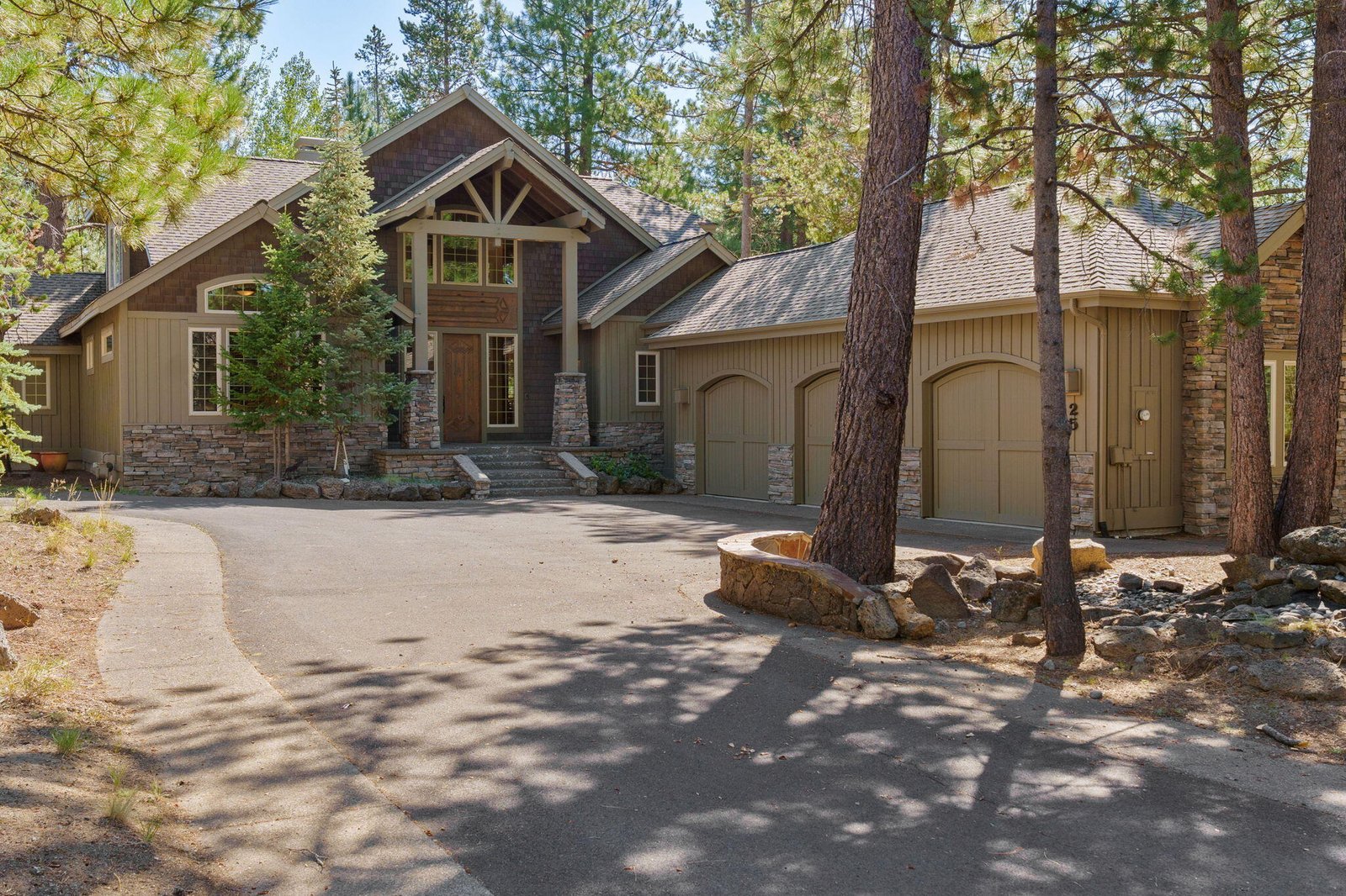 58026 Kinglet Road photo 3