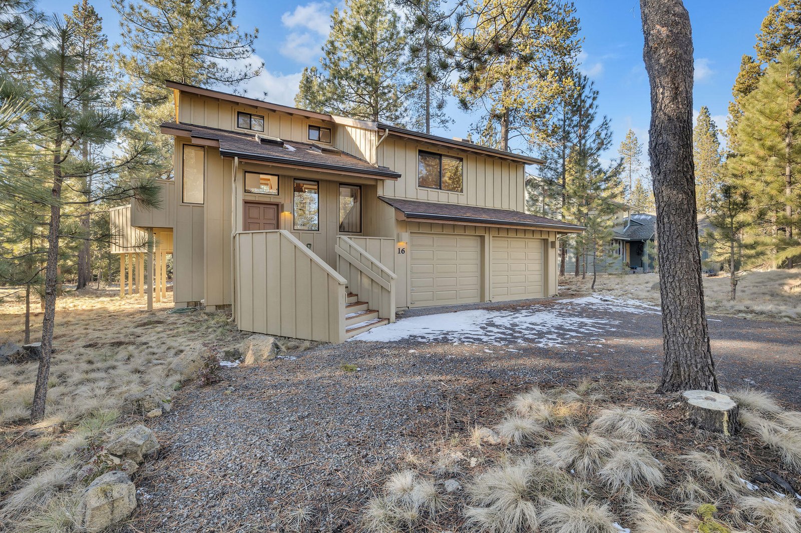 58035 Kinglet Road, #16 — Bend, OR
