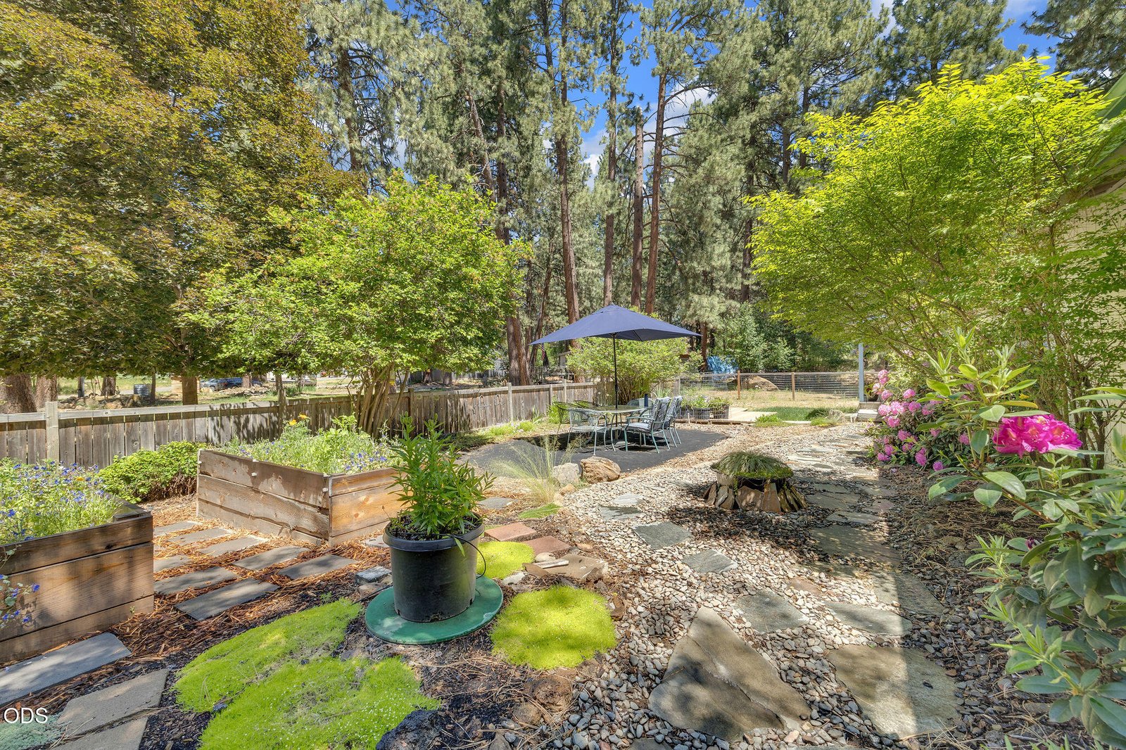 60335 Zuni Circle photo 2