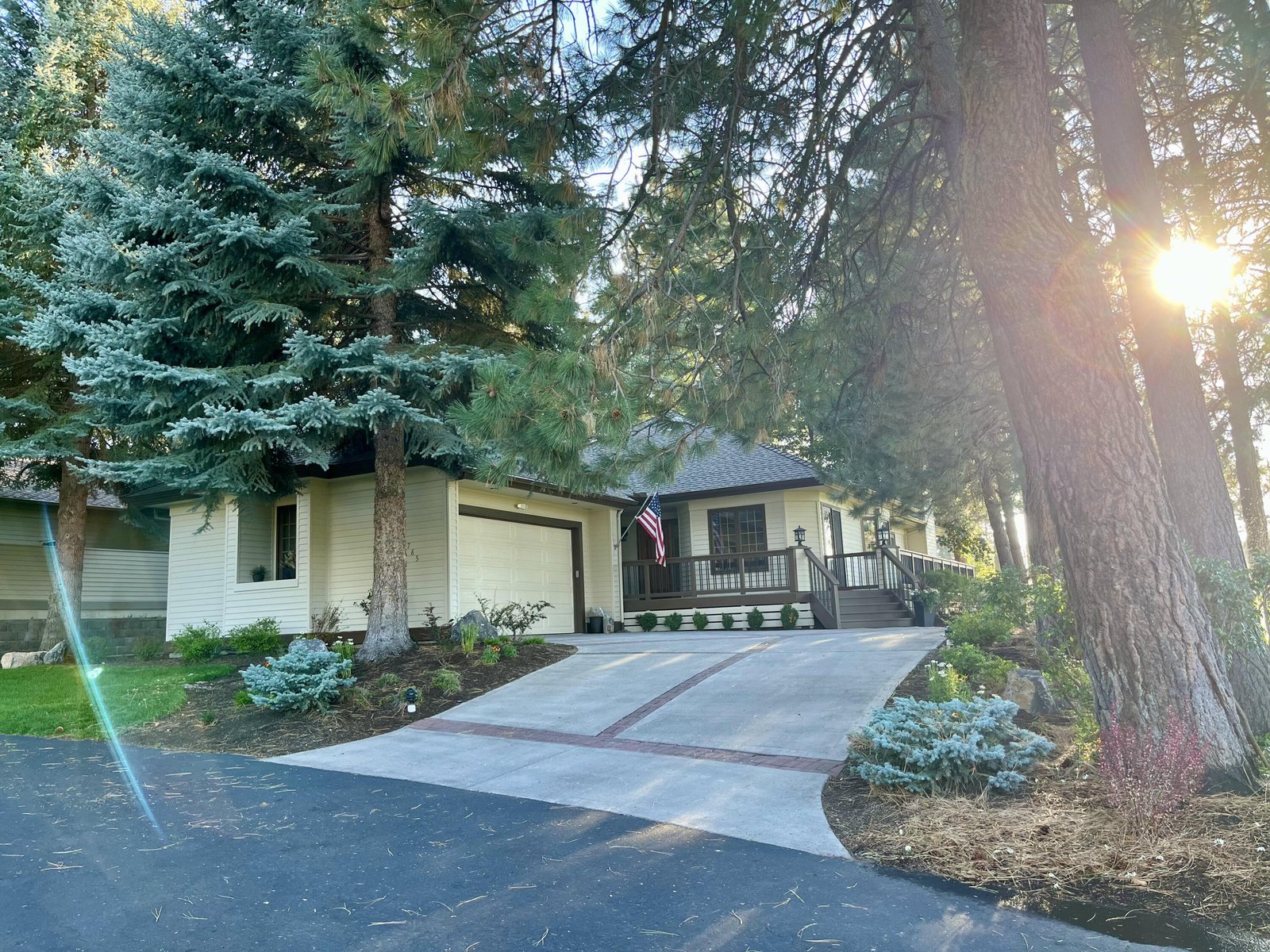 60785 Willow Creek Loop — Bend, OR
