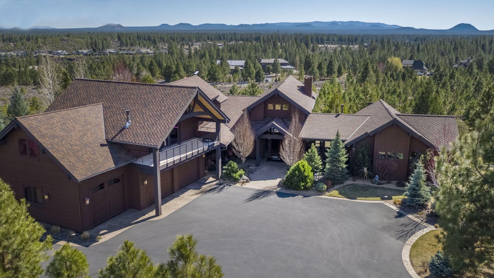 60985 Bachelor View Road photo 2