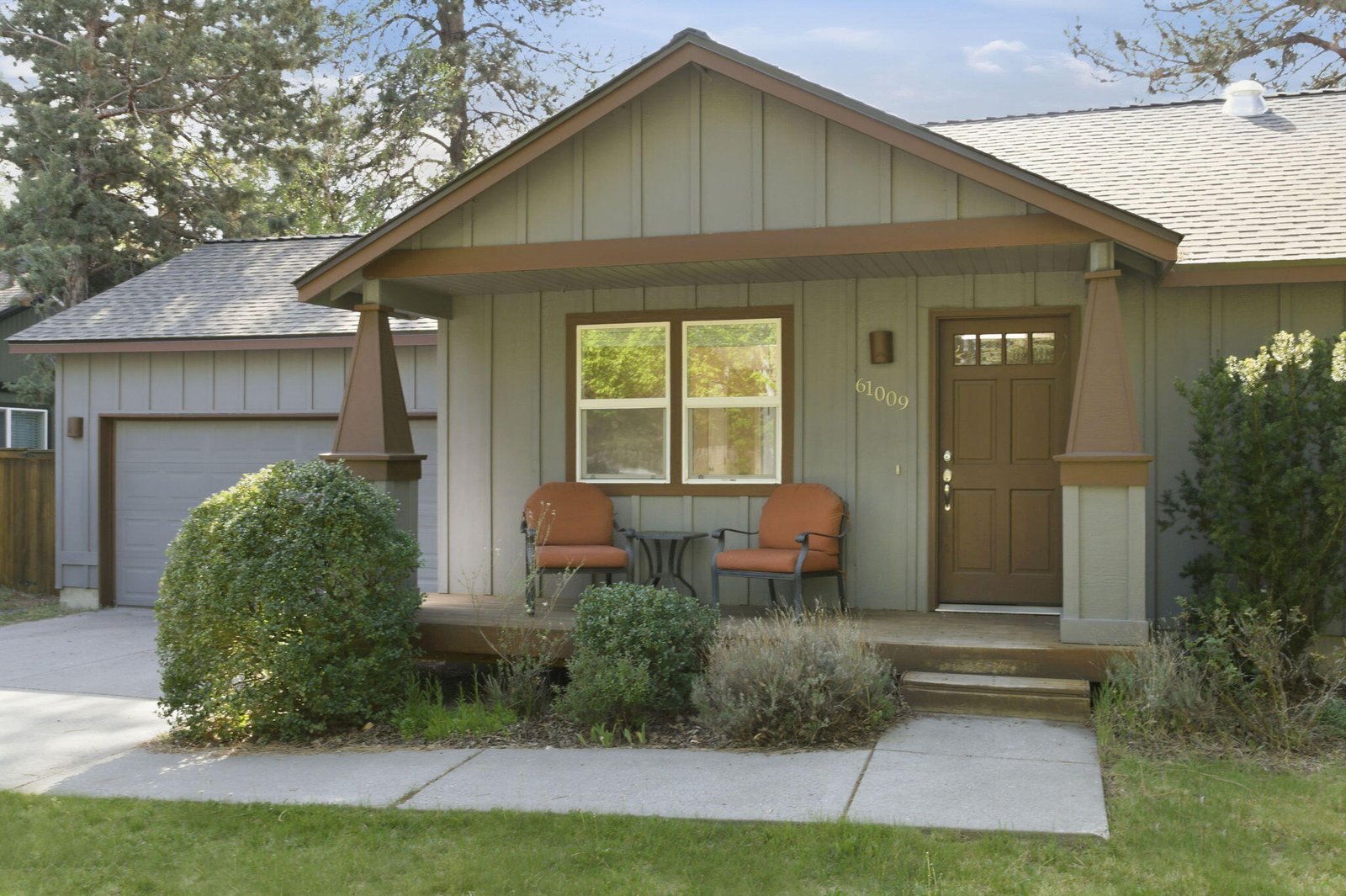 61009 Lodgepole Drive photo 2