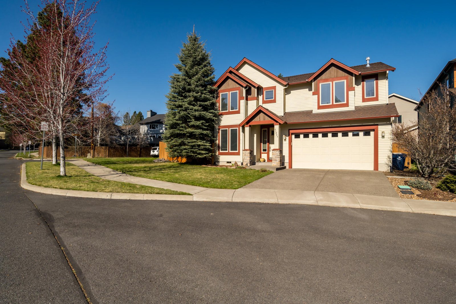 61285 Bronze Meadow Lane photo 2