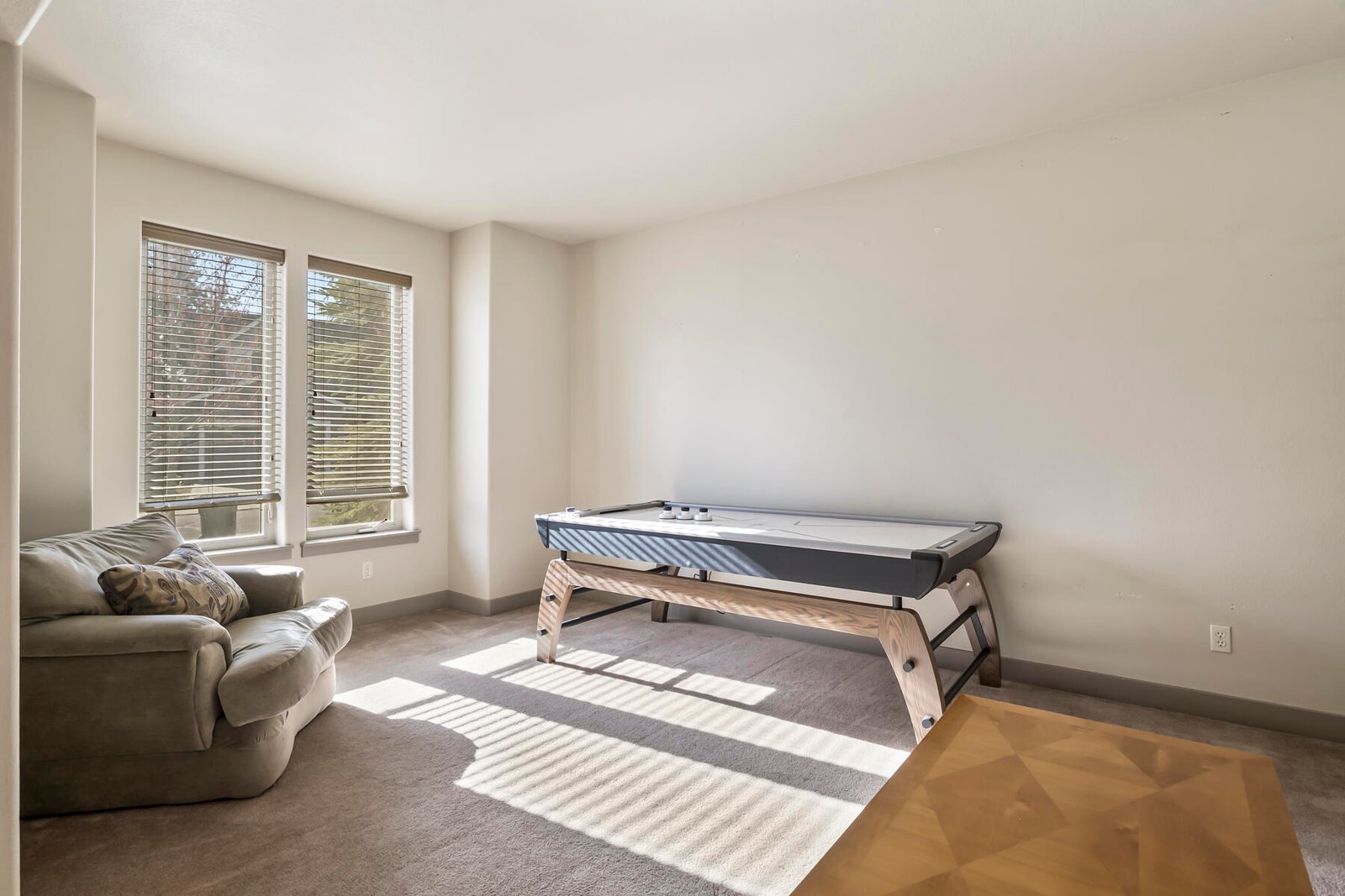 61285 Bronze Meadow Lane photo 5