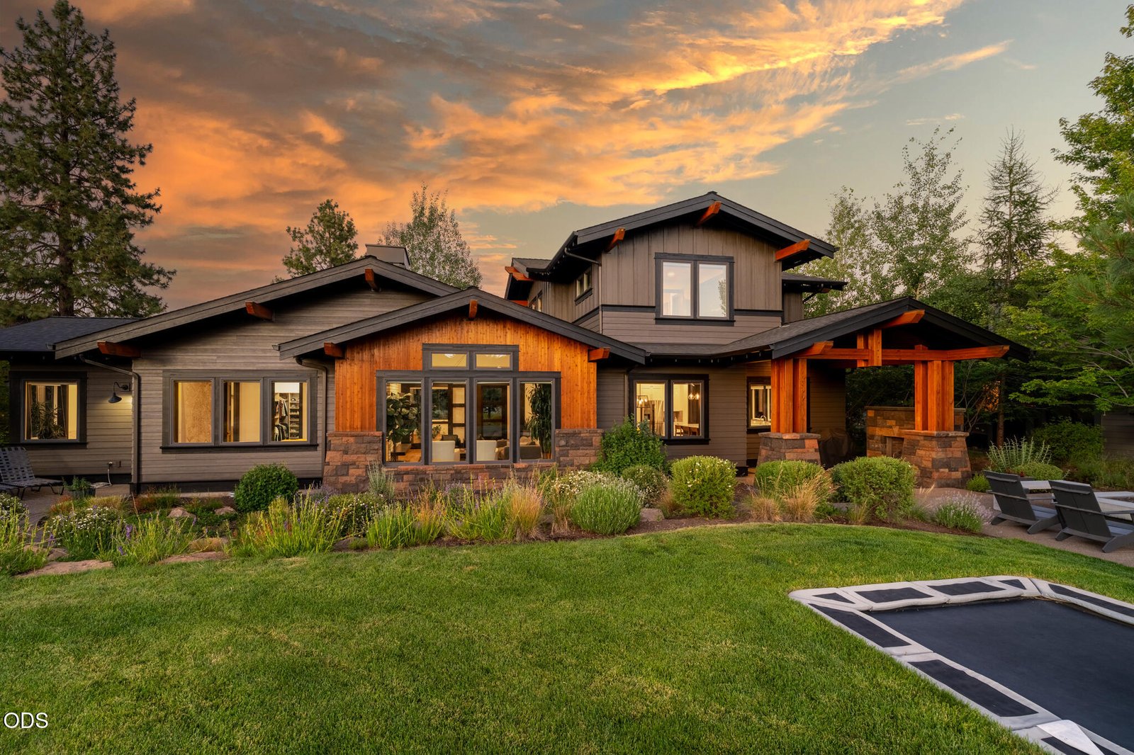 61341 Bonneville Loop — Bend, OR