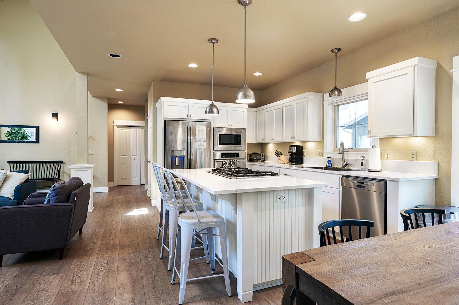 61388 Big Eddy Circle photo 5