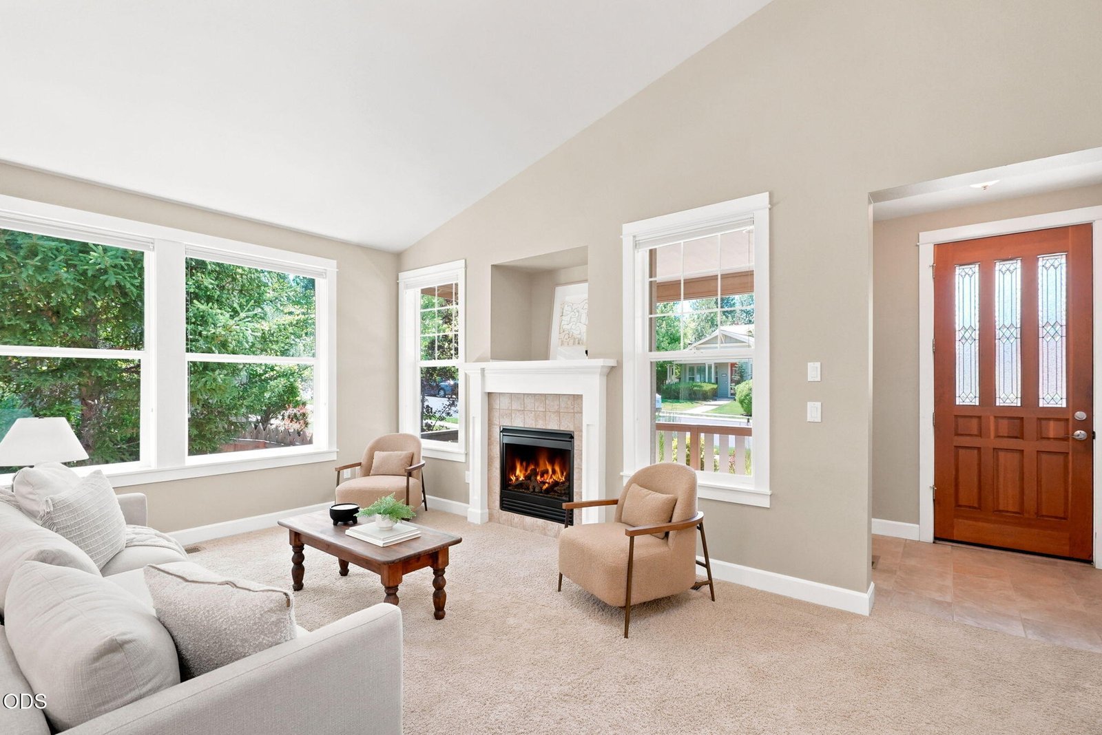 61421 Davis Lake Loop photo 4