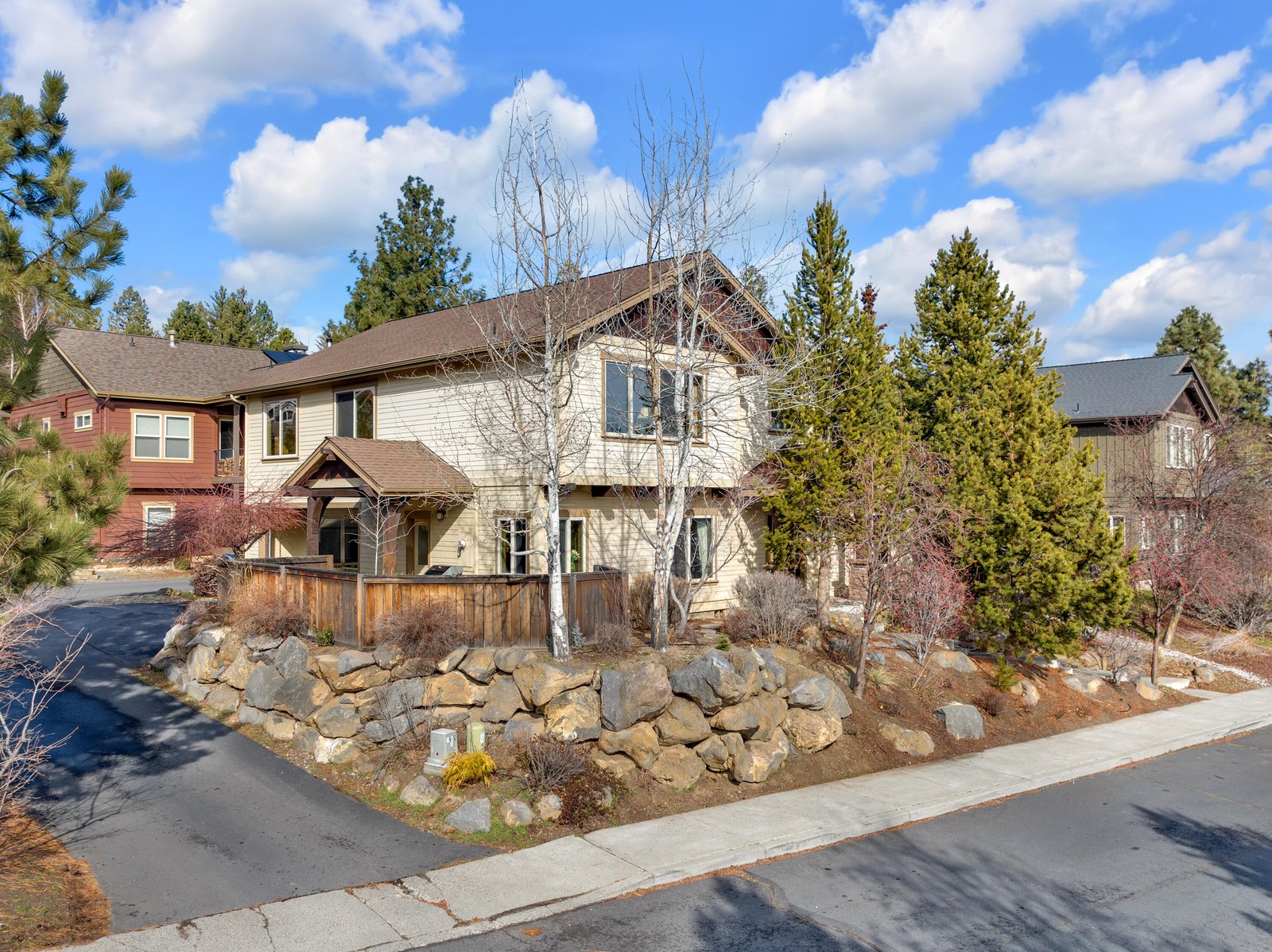 61429 Linton Loop photo 2