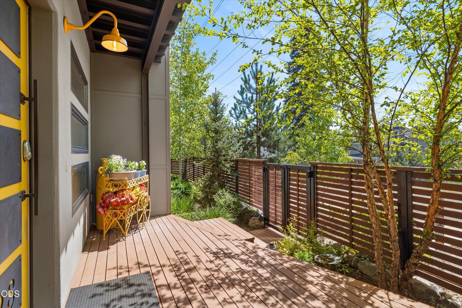 628 NW Portland Avenue photo 3