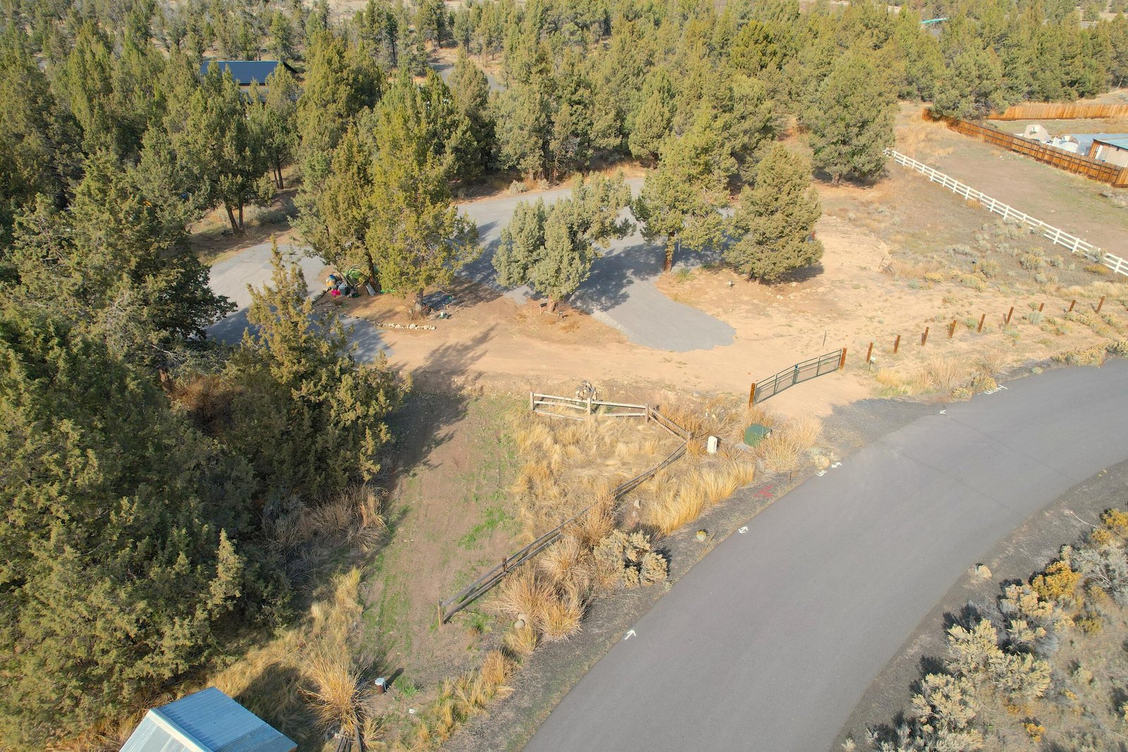 6873 SE Riverdance Road photo 4