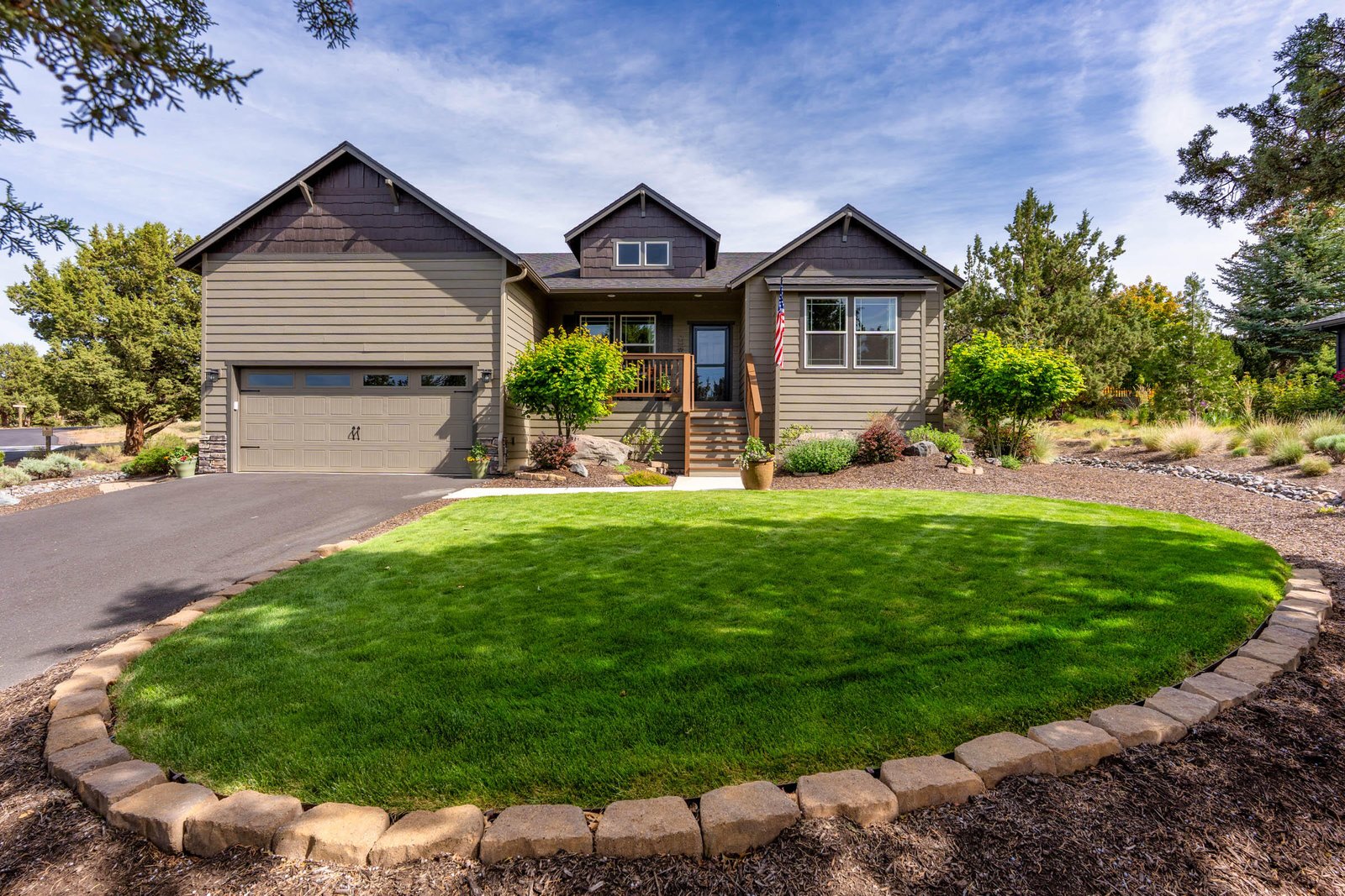 748 Widgeon Road — Redmond, OR