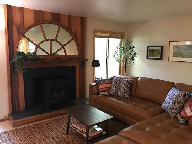813 E Desperado Trail, UNIT 102 photo 4