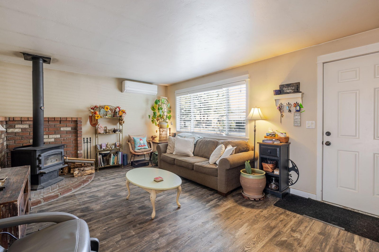 835 SE Polaris Court photo 4