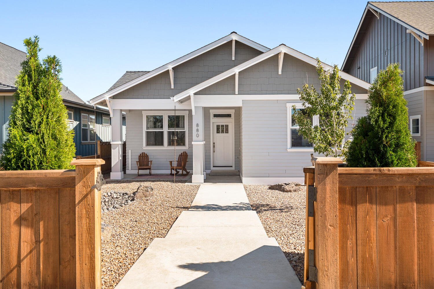 880 NW 19th Street — Redmond, OR