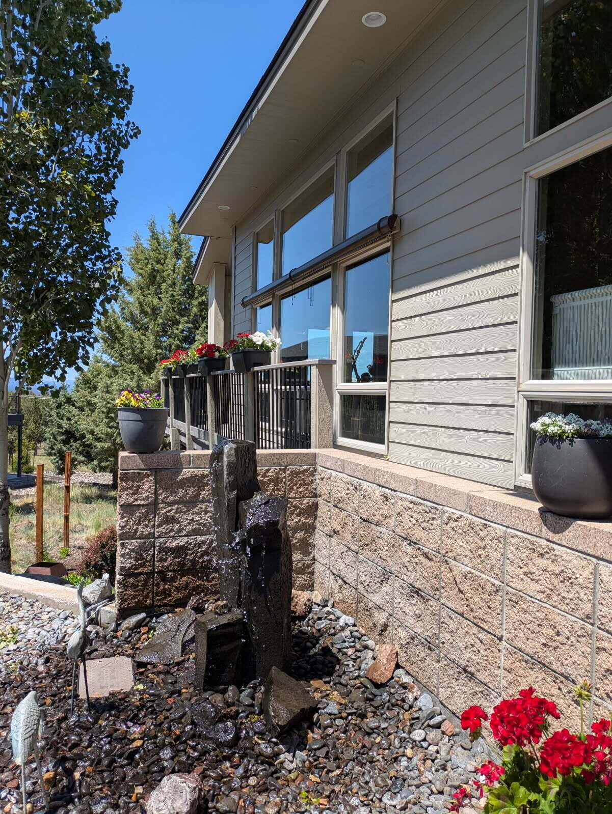 893 Highland View Loop photo 4