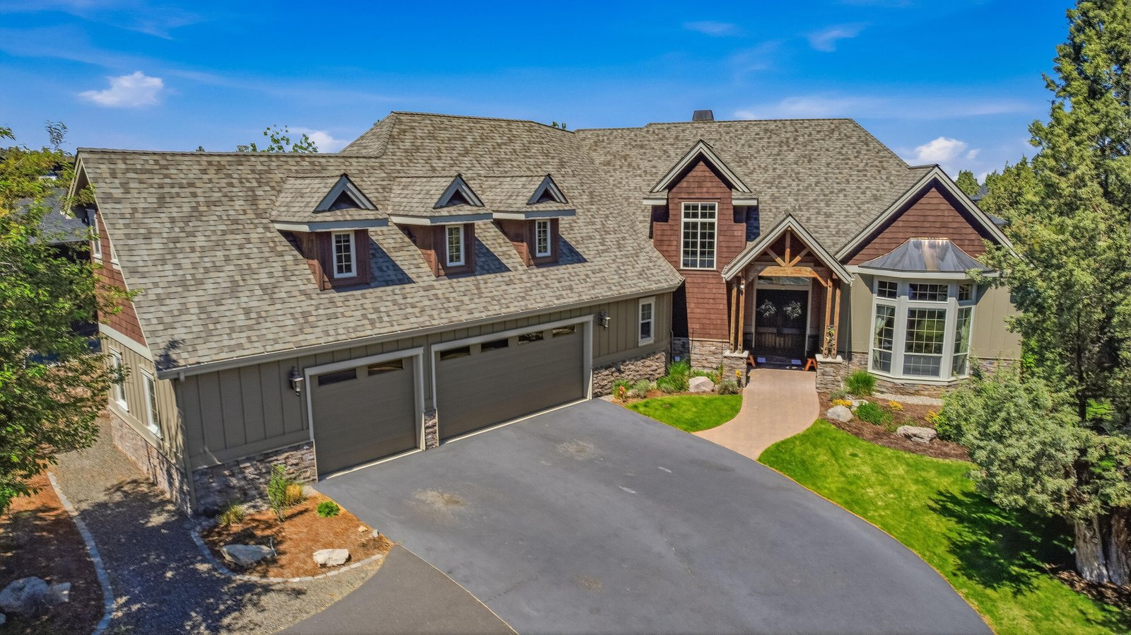 9009 Merlin Drive photo 5