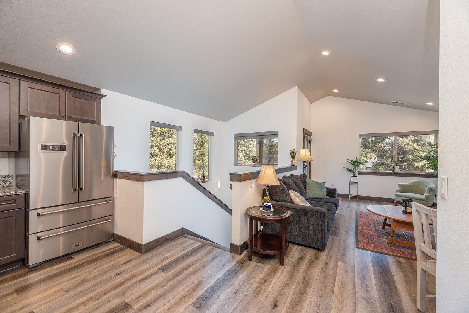 923 E Desperado Trail photo 3