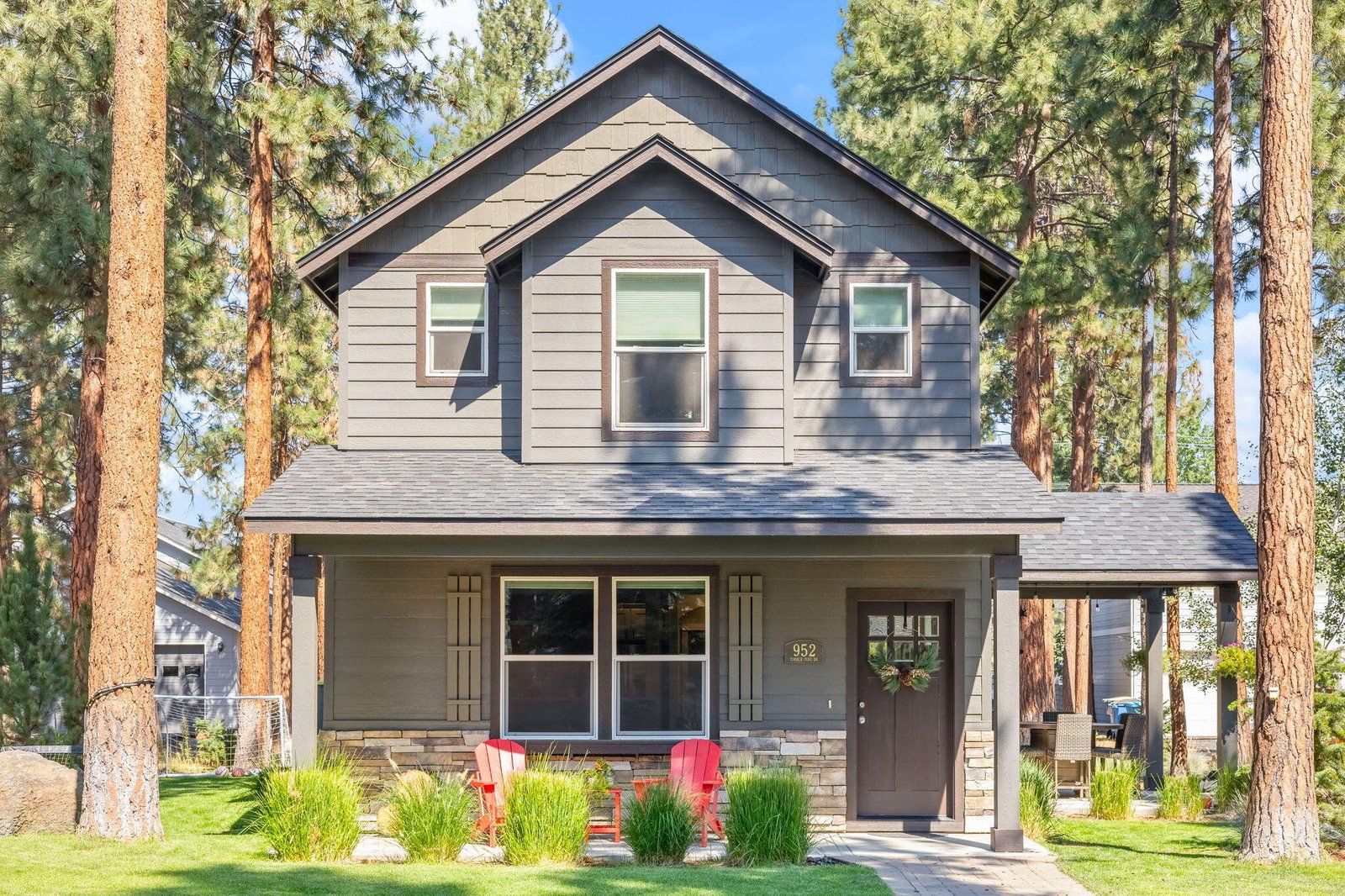 952 E Timber Pine Drive — Sisters, OR